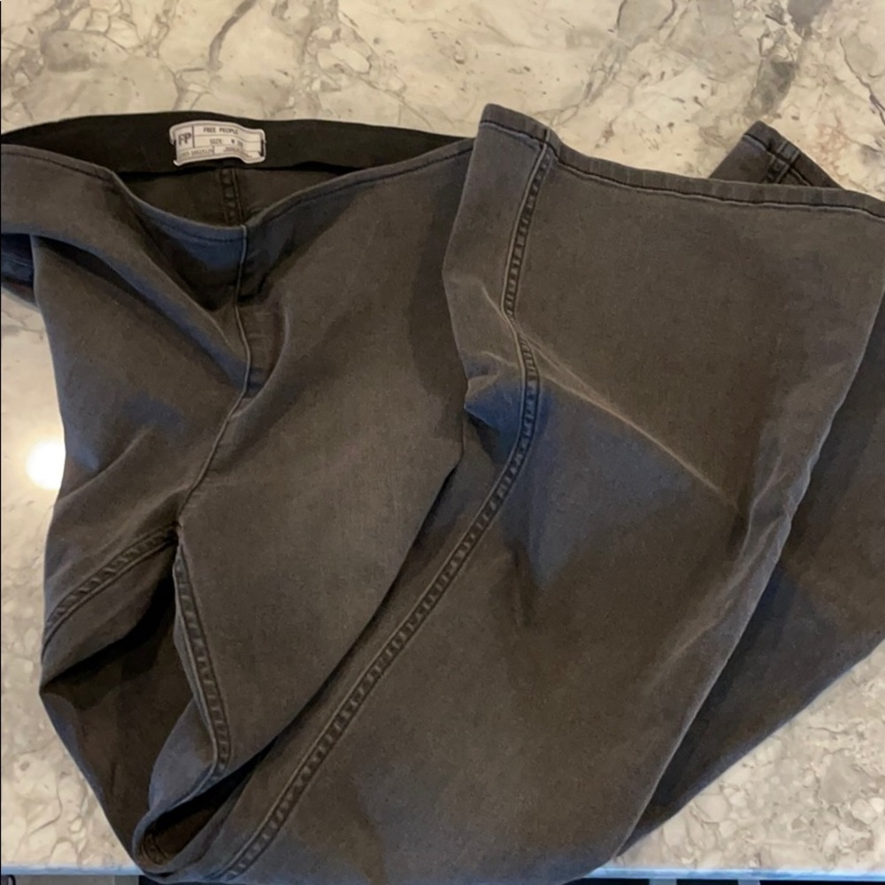Free People Penny Pull-on flare leg jeans, sz 28